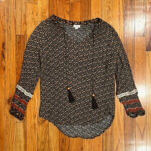 Mason & Belle Women's Long Sleeve Black Floral Top Size Small